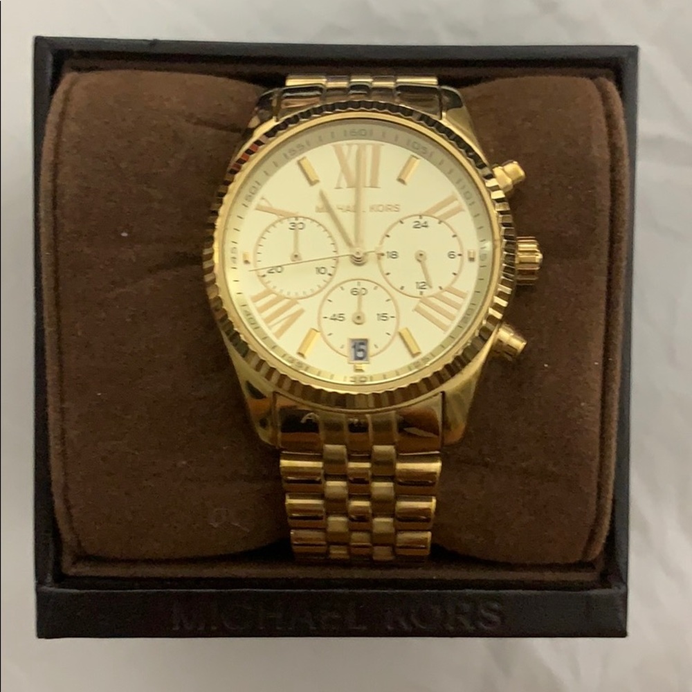 Good condition Michael kors watch